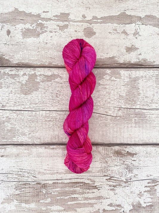 Hand Dyed Yarn 100% Merino 4ply Carnaby St.