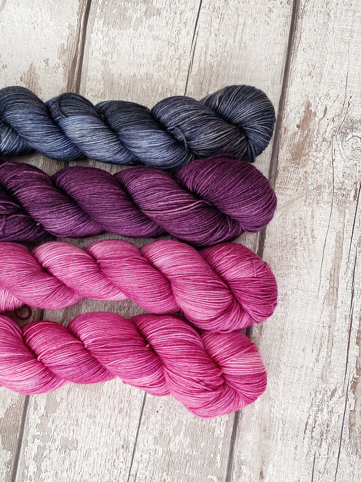 Hand Dyed Yarn 4ply Merino Nylon Velvet Curtain
