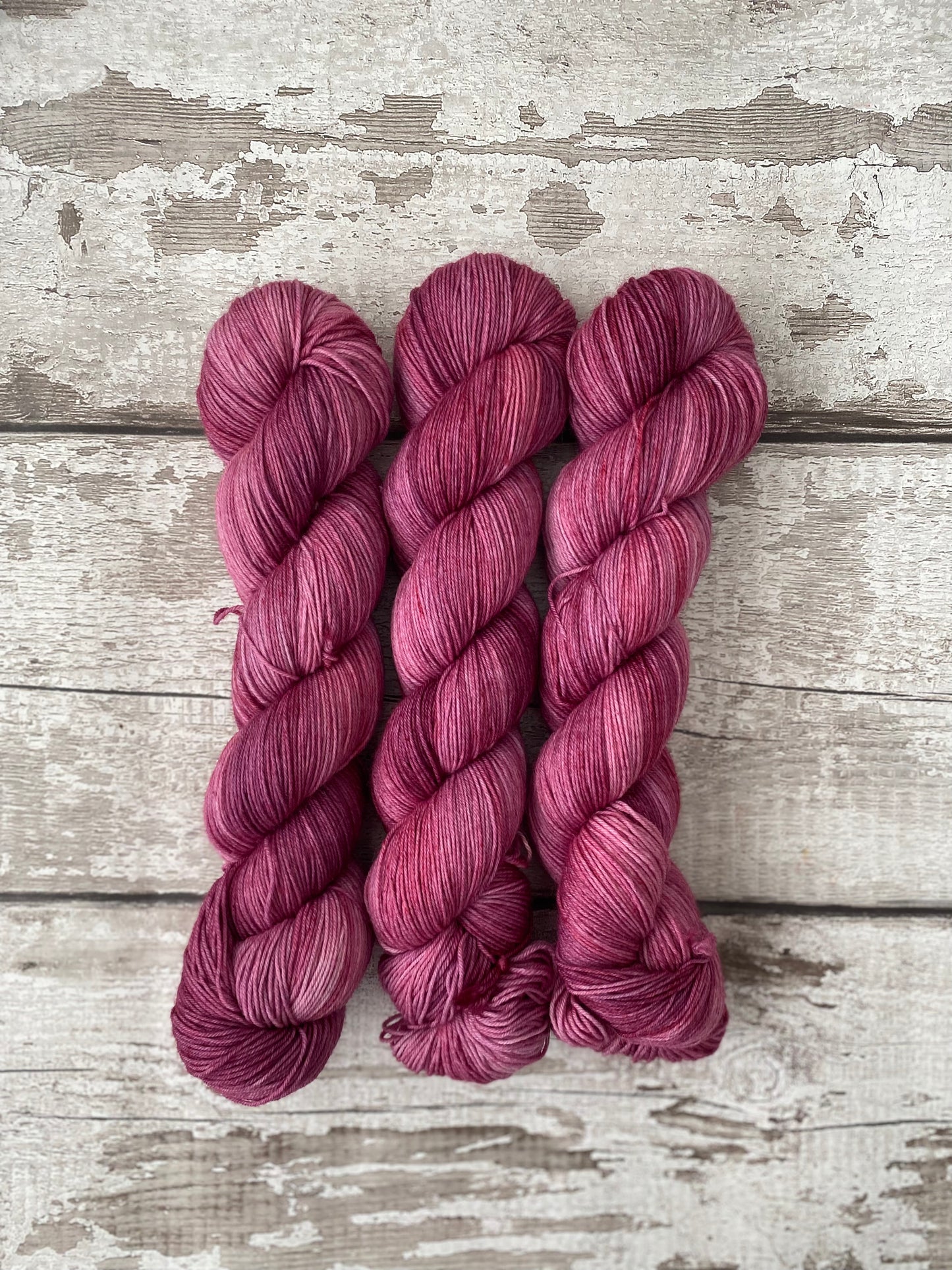 Hand Dyed Yarn 4ply Merino Nylon Velvet Curtain