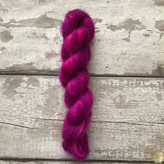 Lace Kid Silk Mohair Yarn Rollerskate