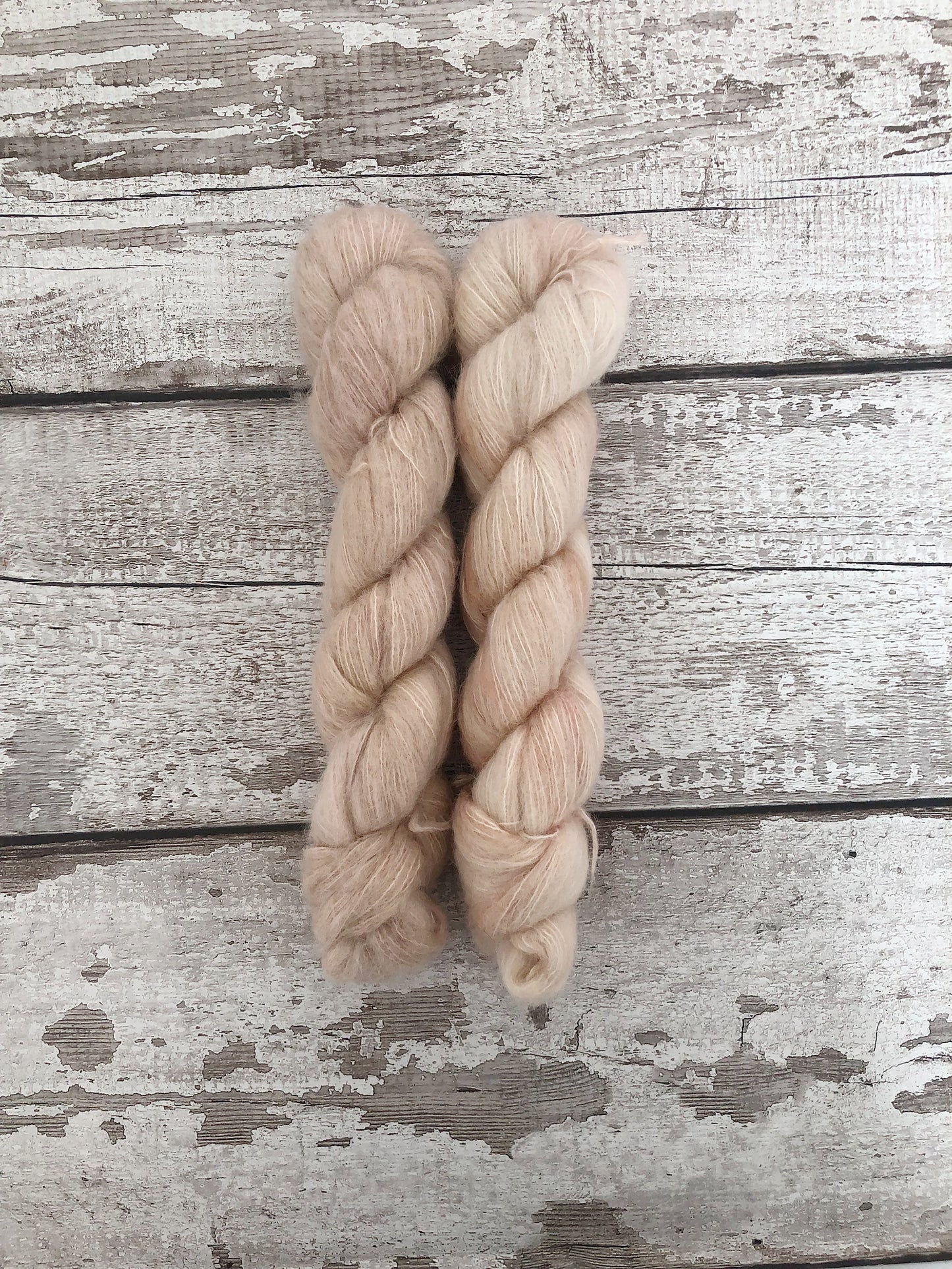 Lace Suri Alpaca Yarn Velum