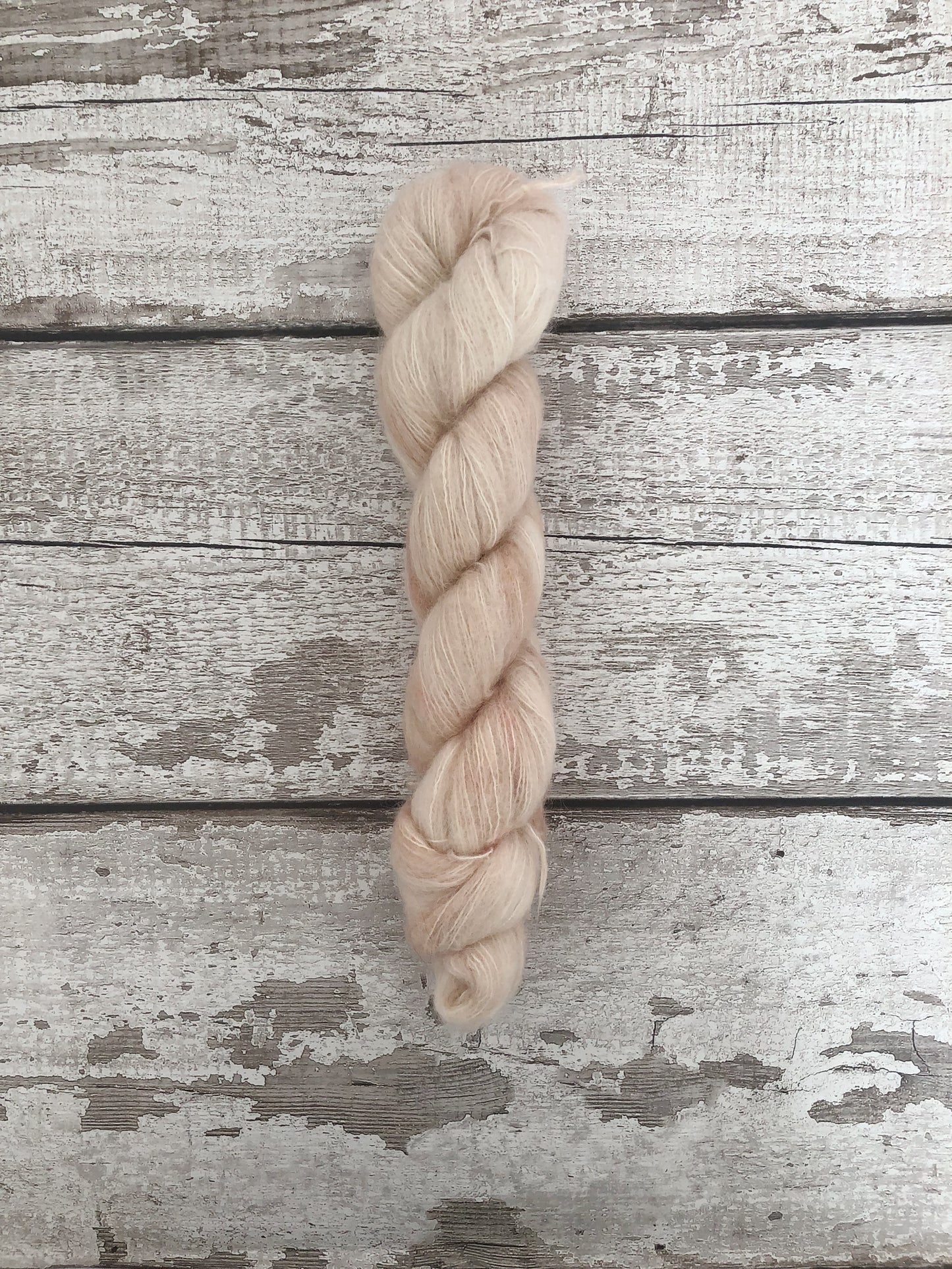 Lace Suri Alpaca Yarn Velum