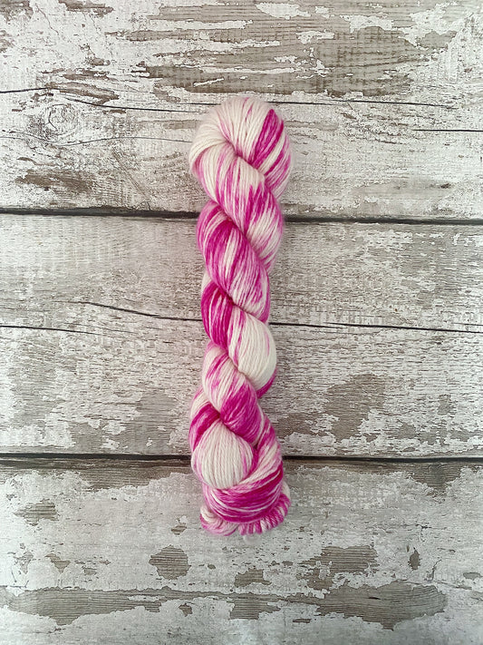 Hand Dyed Yarn Luxe 4ply Angelique