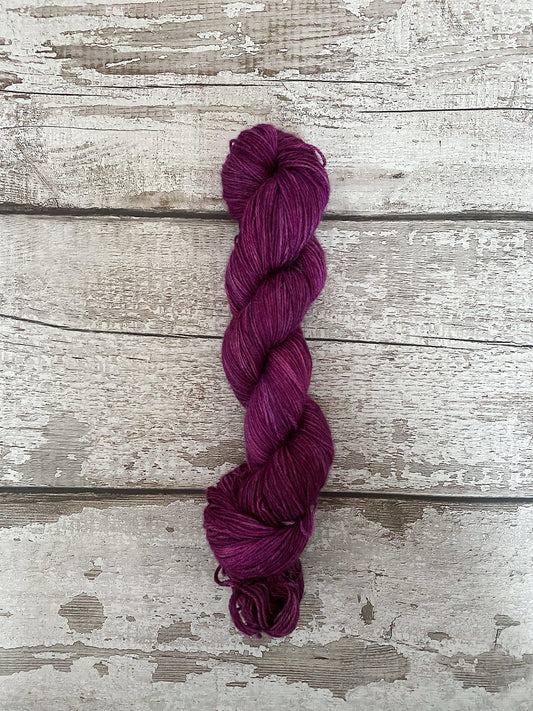 Hand Dyed Yarn Luxe 4ply Coven